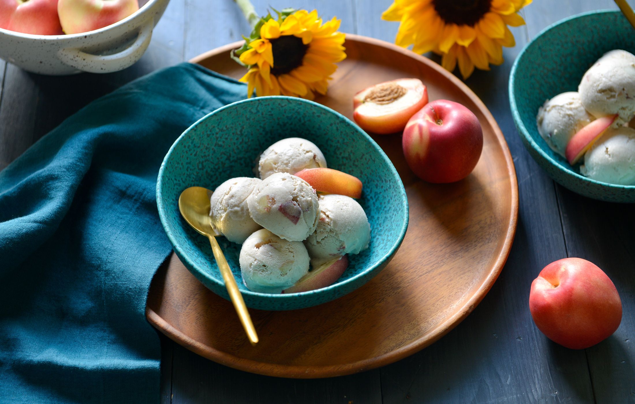 DAIRY-FREE WHITE NECTARINE ICE CREAM-3